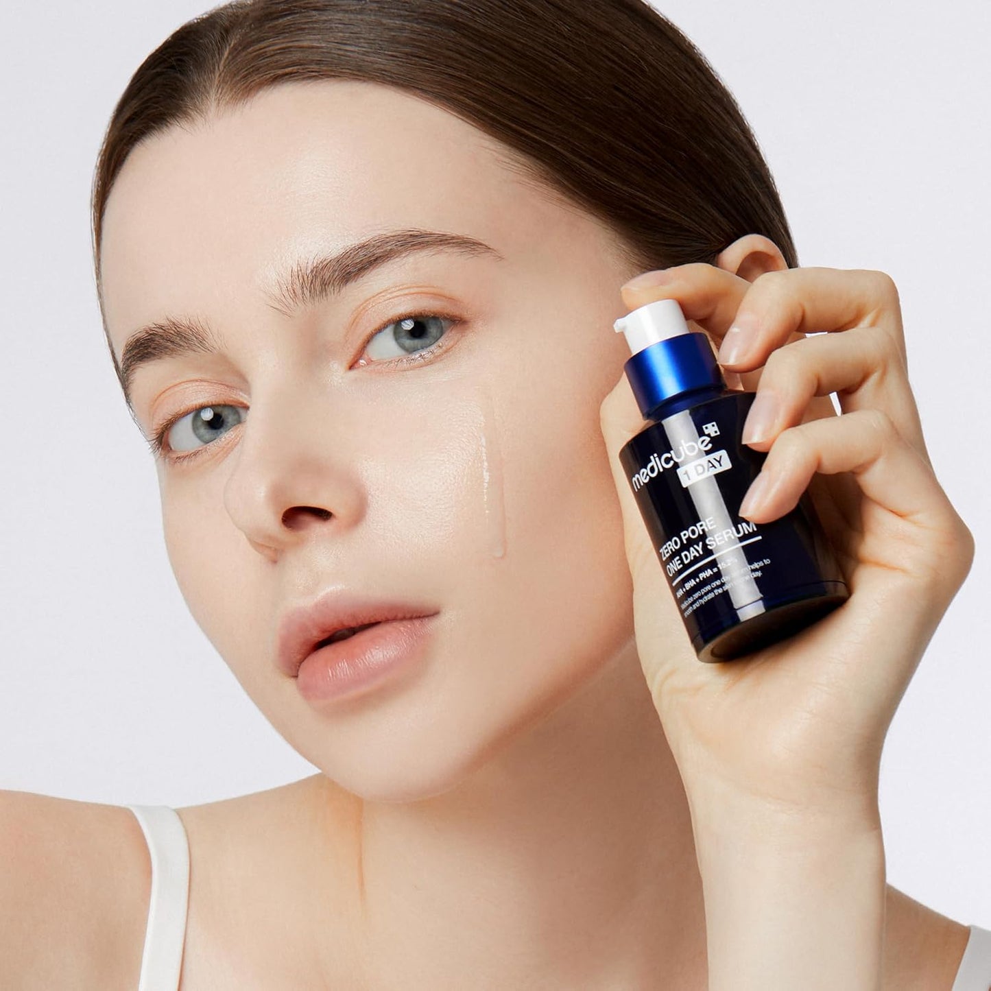 Medicube Zero Pore One Day Serum 30ml – AHA, BHA, PHA 15.2%