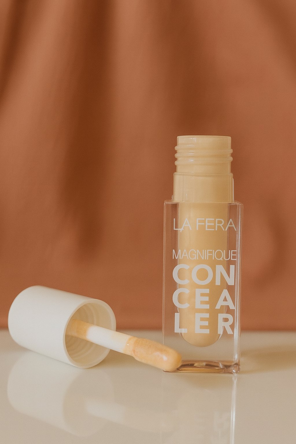 LA FERA MAGNIFIQUE LIQUID CONCEALER