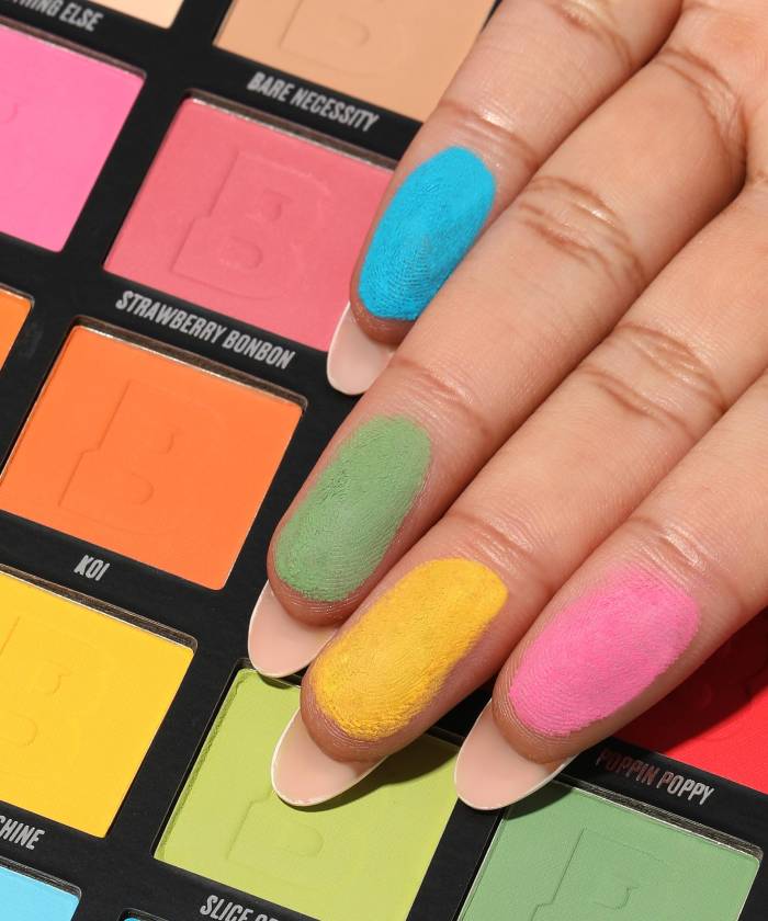 Beauty Bay BRIGHT MATTE 42 COLOUR PALETTE