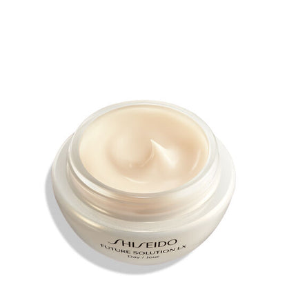 SHISEIDO Future Solution LX
Total Protective Cream SPF 20