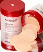 Medicube Red Succinic Acid Peeling Pads – 70 Pads