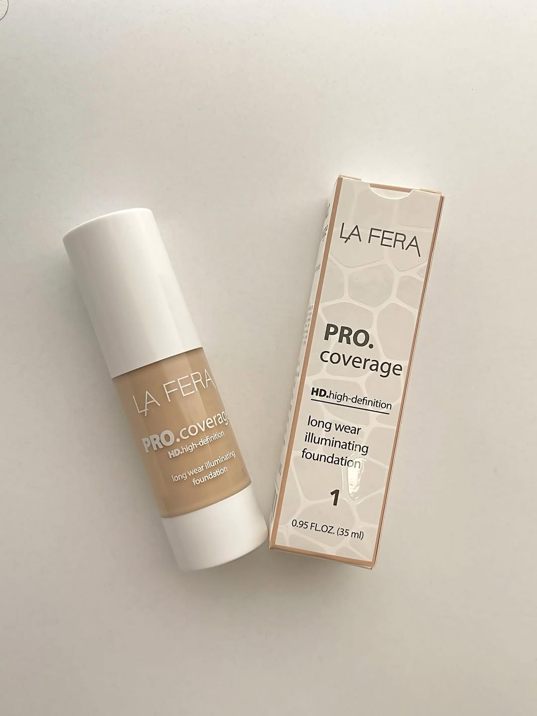 LA FERA COSMETICS PRO COVERAGE HD HIGH DEFINITION LONG WEAR ILUMINATING FOUNDATION