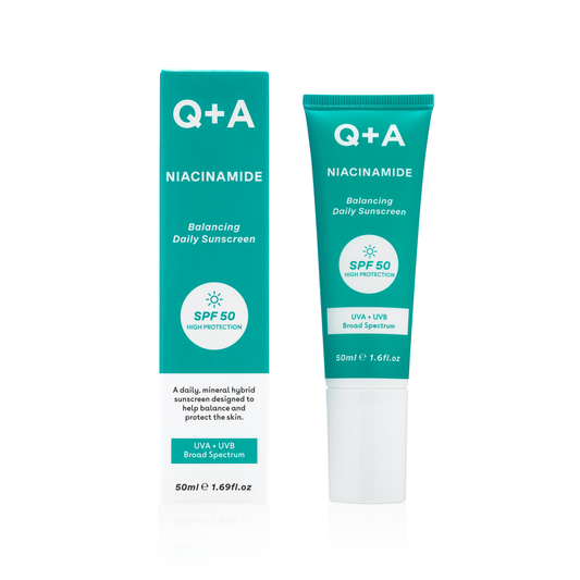 Q+A Niacinamide SPF 50 Créme Solaire quotidien équilibrant