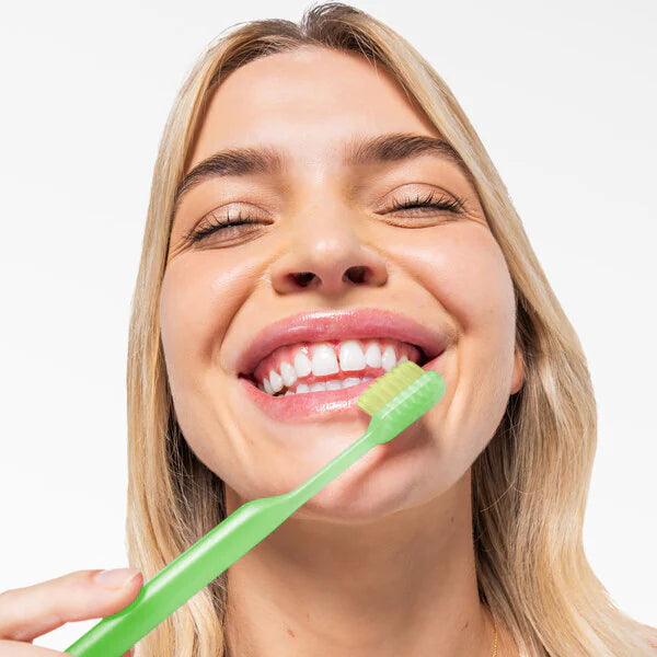 apple kiwi toothpaste hismile